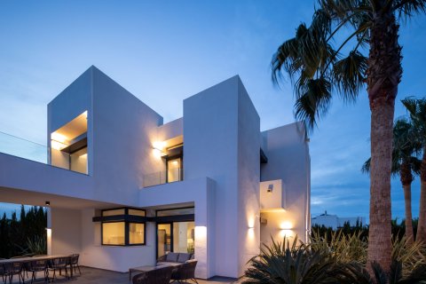 Villa à La Manga Club, Murcia, Espagne 2 chambres, 105 m2 No. 167342