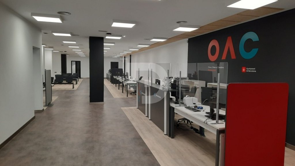 Oficina en L'Eixample, Barcelona, España 990 m2 No. 154879