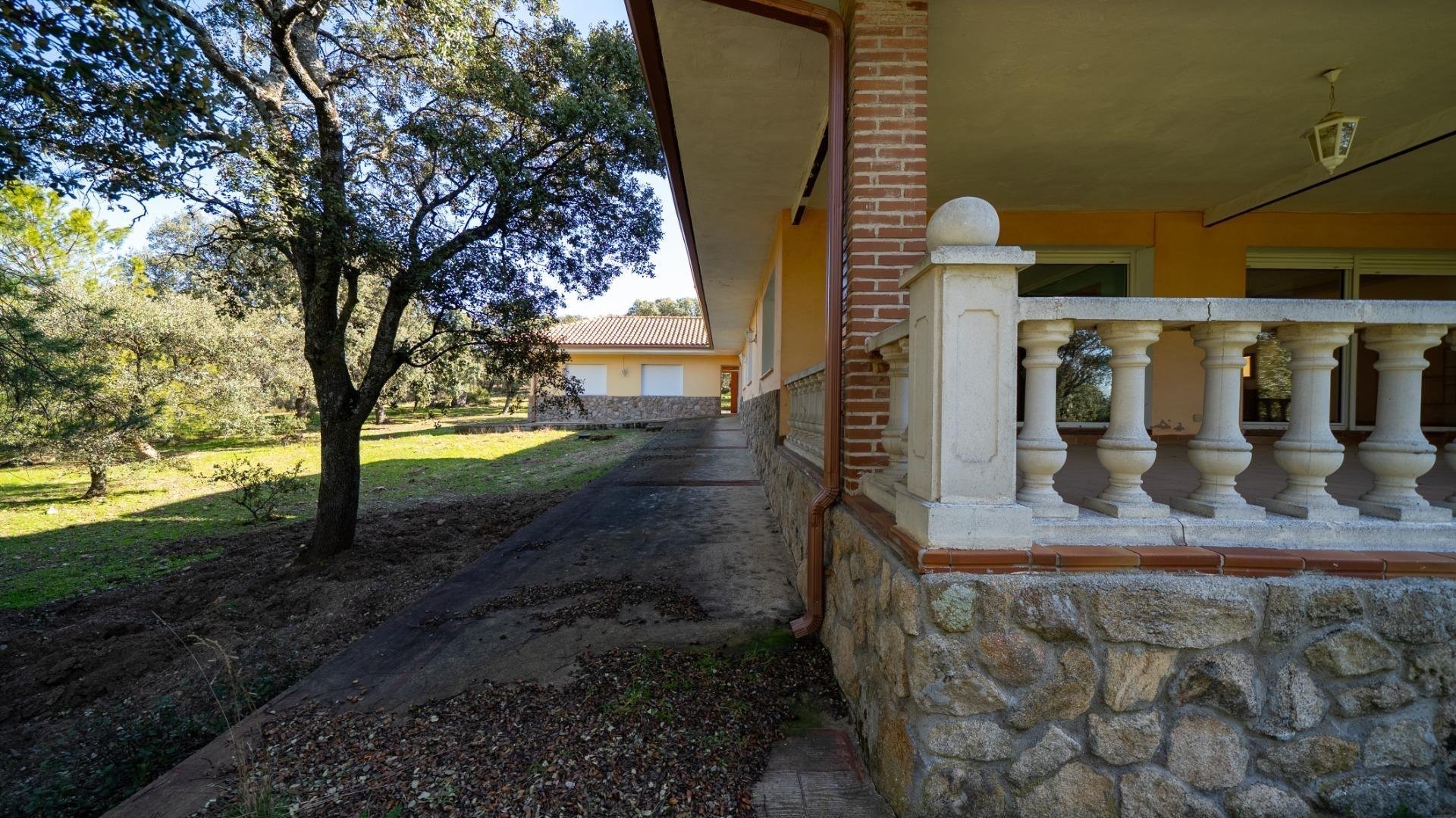 House in Colmenarejo, Madrid, Spain 8 bedrooms, 2178 sq.m. No. 177792