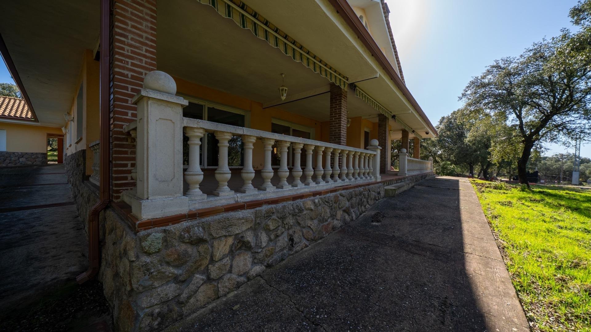 House in Colmenarejo, Madrid, Spain 8 bedrooms, 2178 sq.m. No. 177792