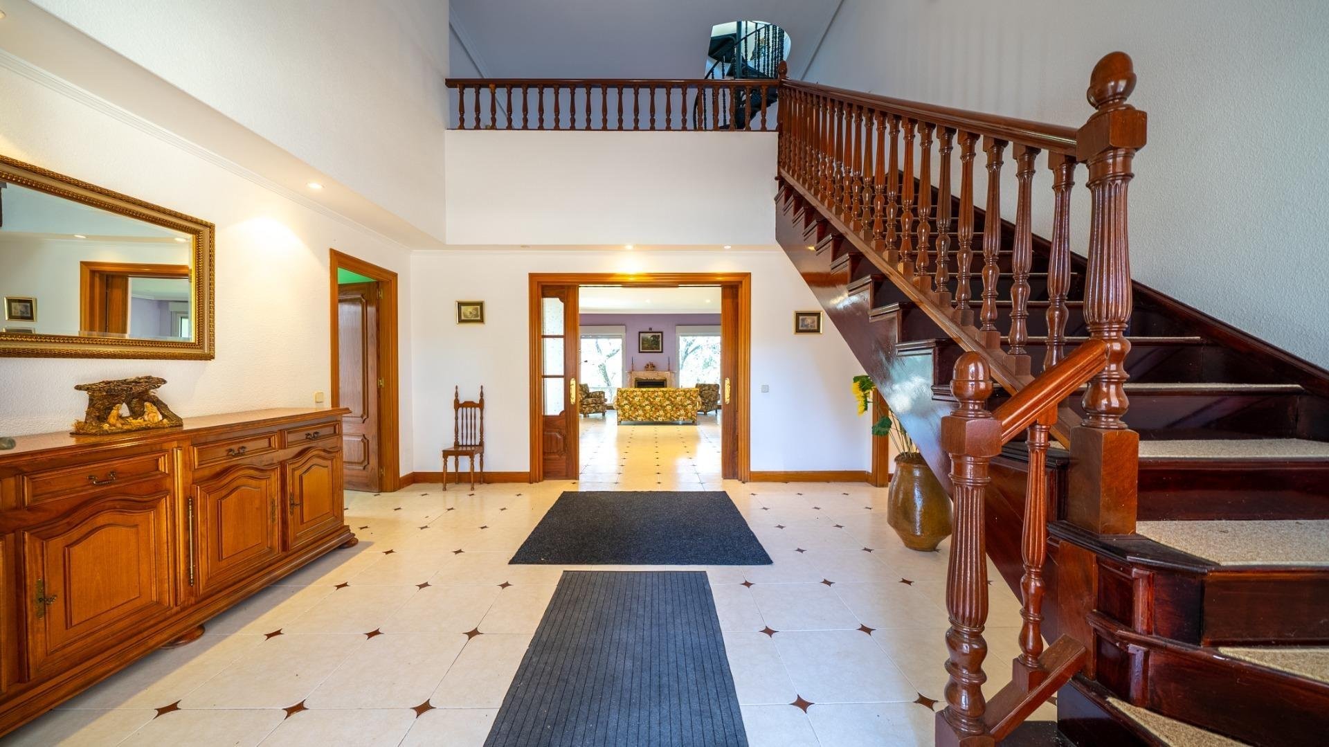 House in Colmenarejo, Madrid, Spain 8 bedrooms, 2178 sq.m. No. 177792