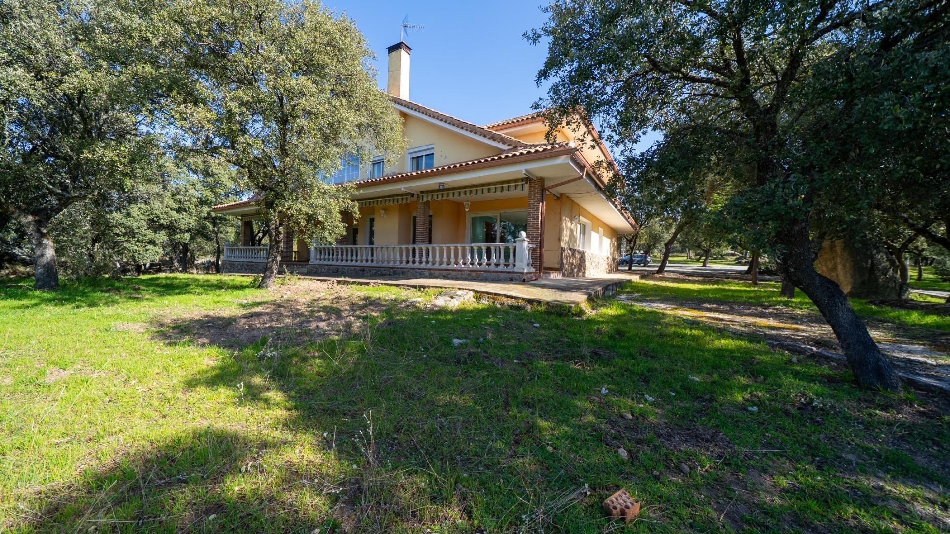 House in Colmenarejo, Madrid, Spain 8 bedrooms, 2178 sq.m. No. 177792