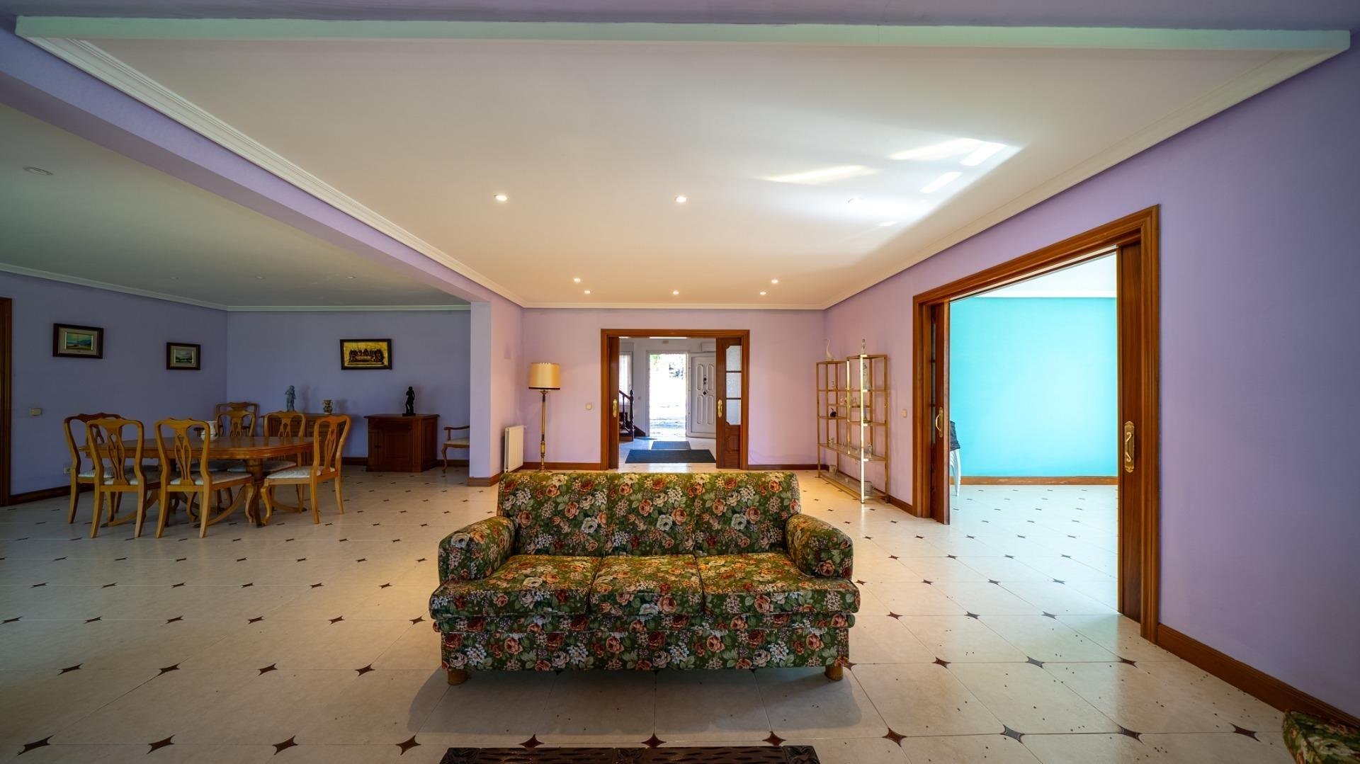 House in Colmenarejo, Madrid, Spain 8 bedrooms, 2178 sq.m. No. 177792