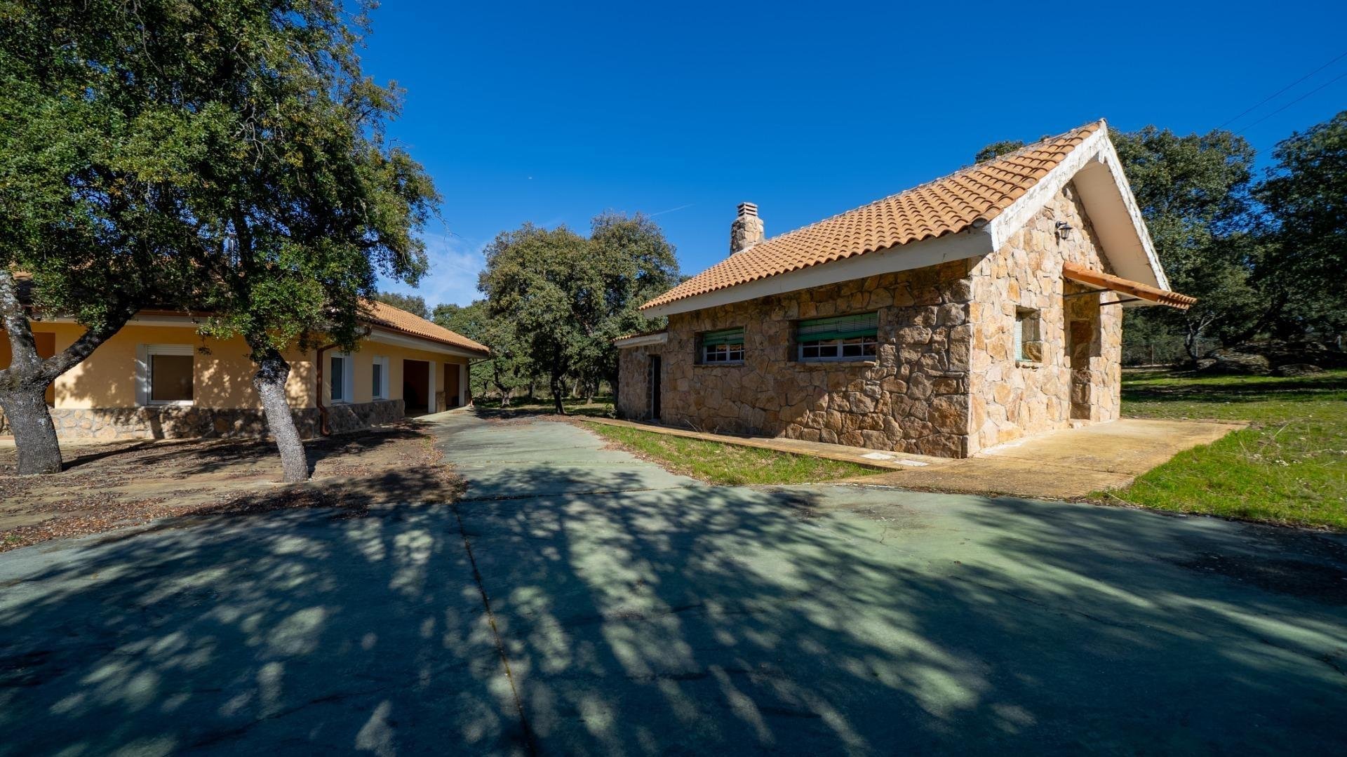 House in Colmenarejo, Madrid, Spain 8 bedrooms, 2178 sq.m. No. 177792