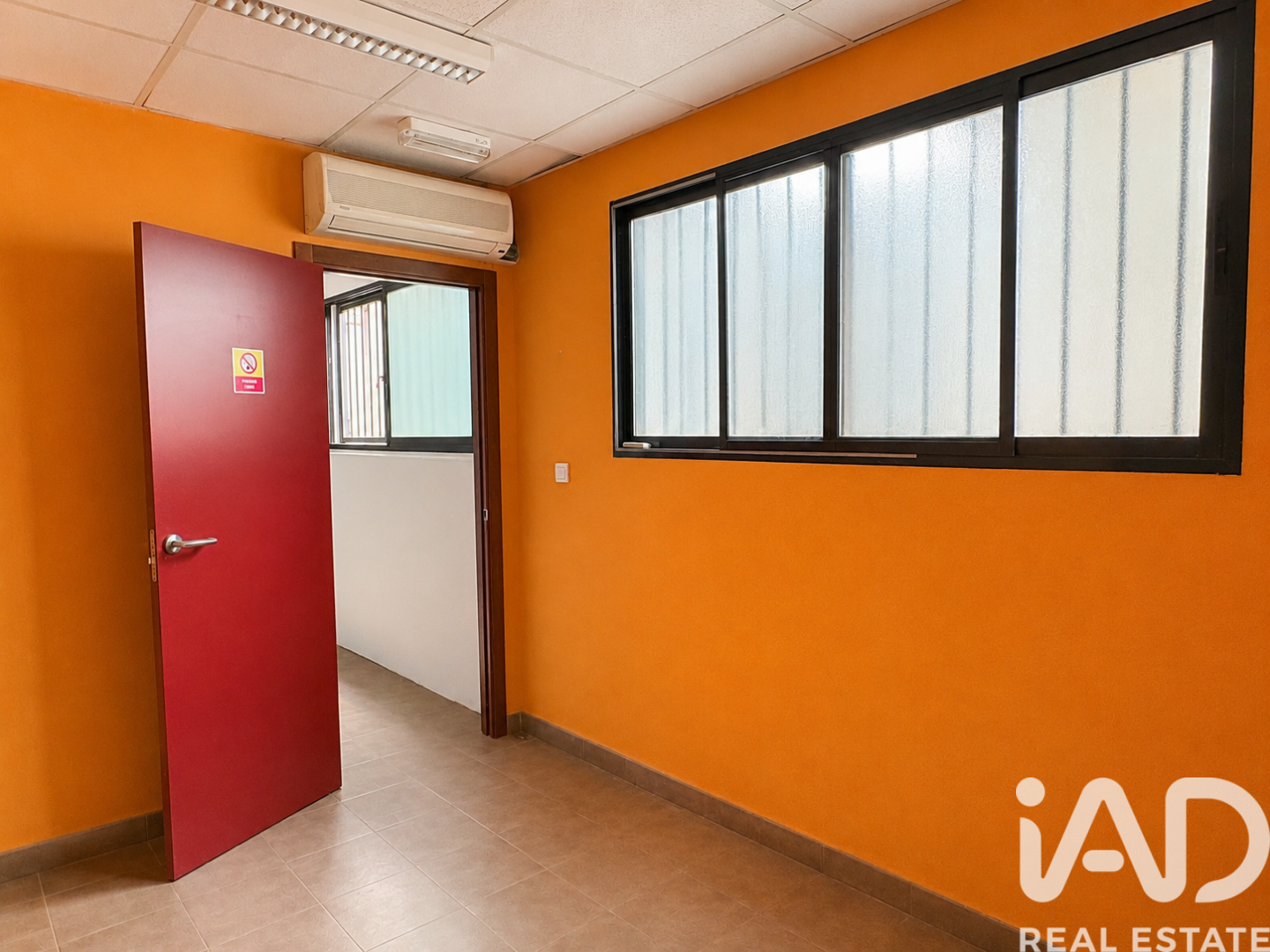 Propiedad comercial en Valencia, València, España 302 m2 No. 187584