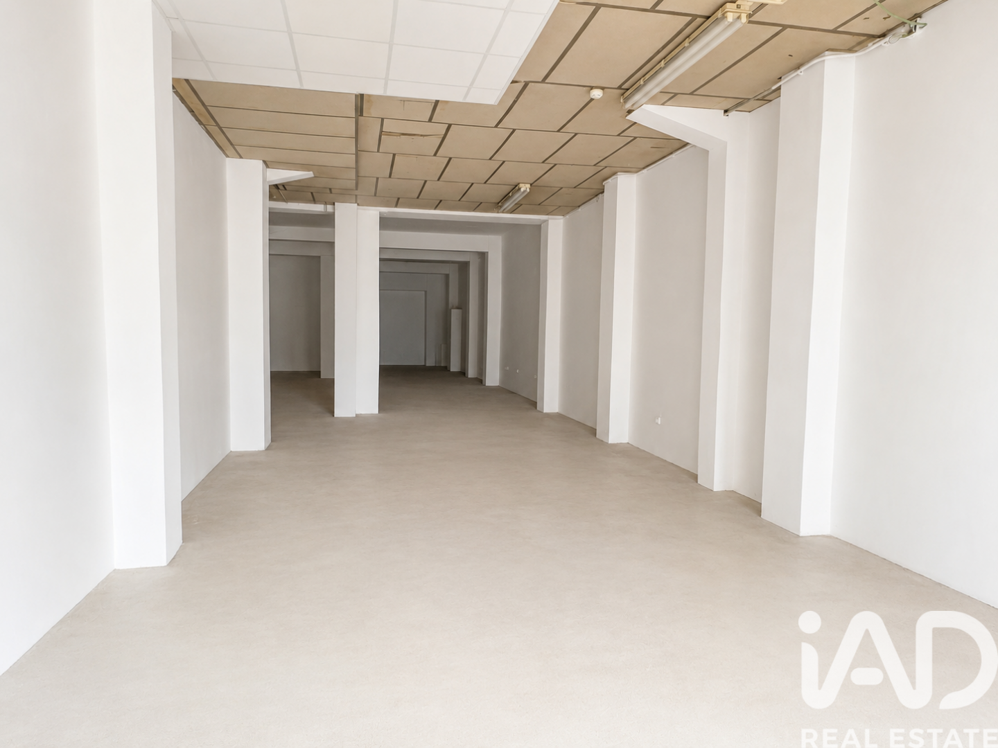 Propiedad comercial en Valencia, València, España 302 m2 No. 187584