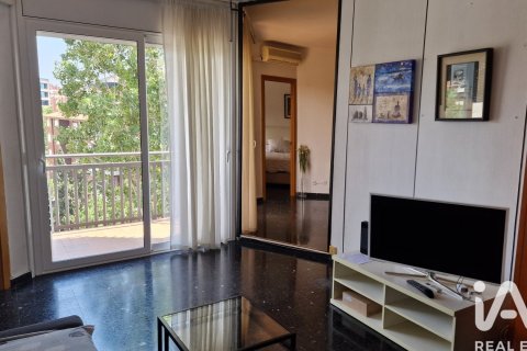 Apartment à Barcelona, Espagne 2 chambres, 75 m2 No. 187583