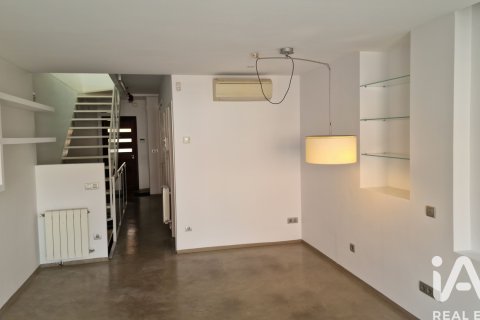 House in Sant Just Desvern, Barcelona, Spanien 3 Schlafzimmer, 220 m2 Nr. 187585