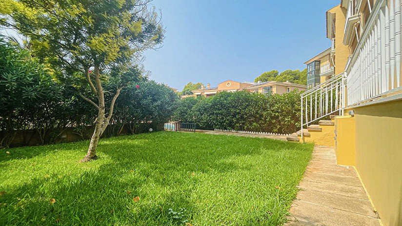 Tvåvåningslägenhet i Santa Ponsa, Mallorca, Spanien 3 sovrum, 198 kvm. Nr. 143930