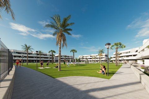 Apartamento en Guardamar del Segura, Alicante, España 2 dormitorios, 85 m2 No. 117192