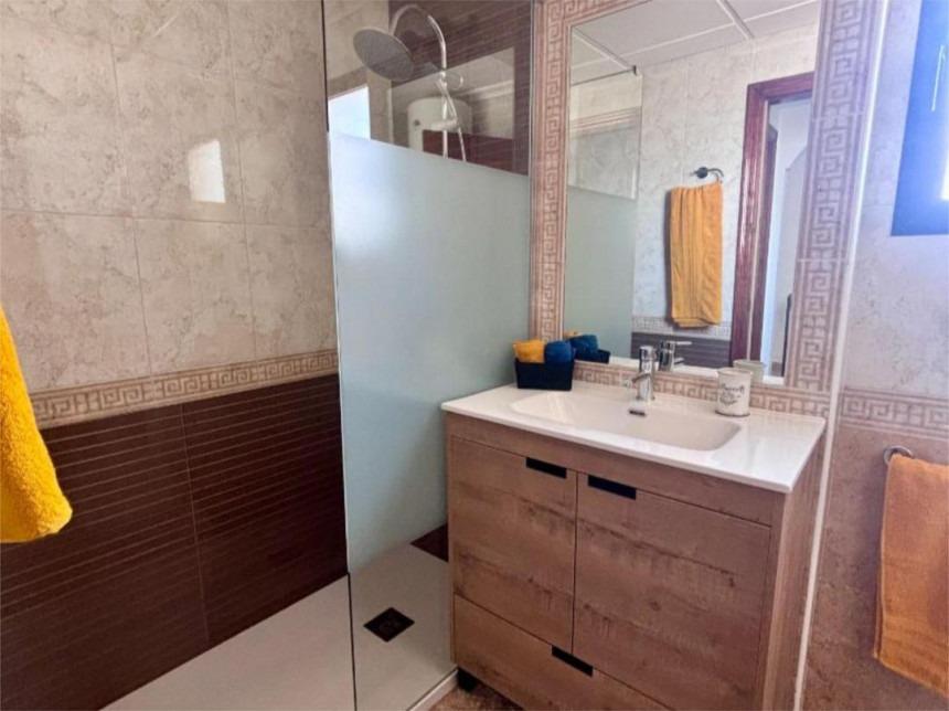 Huoneisto Campoamor, Alicante, Espanja 71 m2 No. 165680
