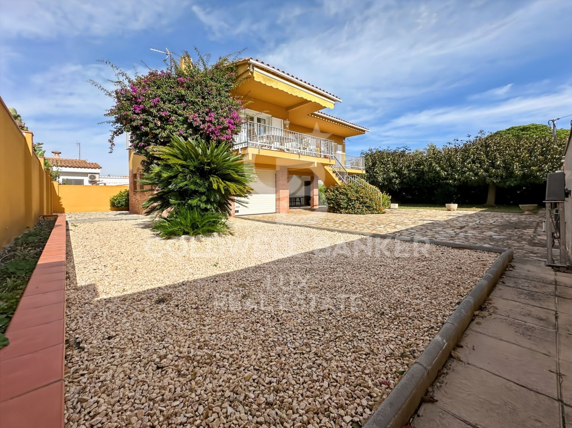Сasa en L'Escala, Gerona, España 3 dormitorios, 166 m2 No. 157413