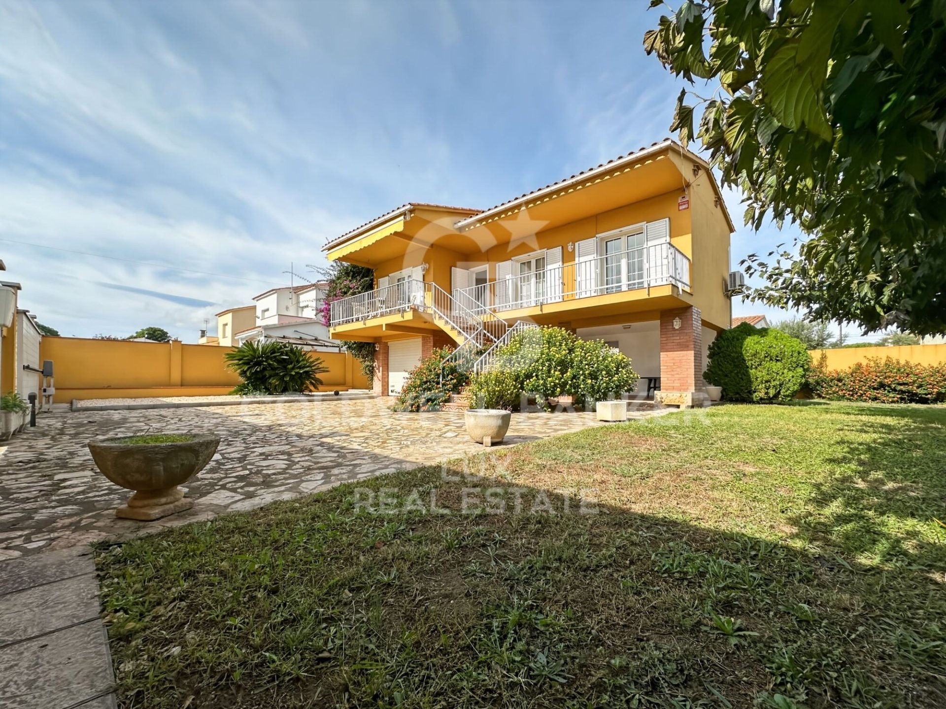 Сasa en L'Escala, Gerona, España 3 dormitorios, 166 m2 No. 157413