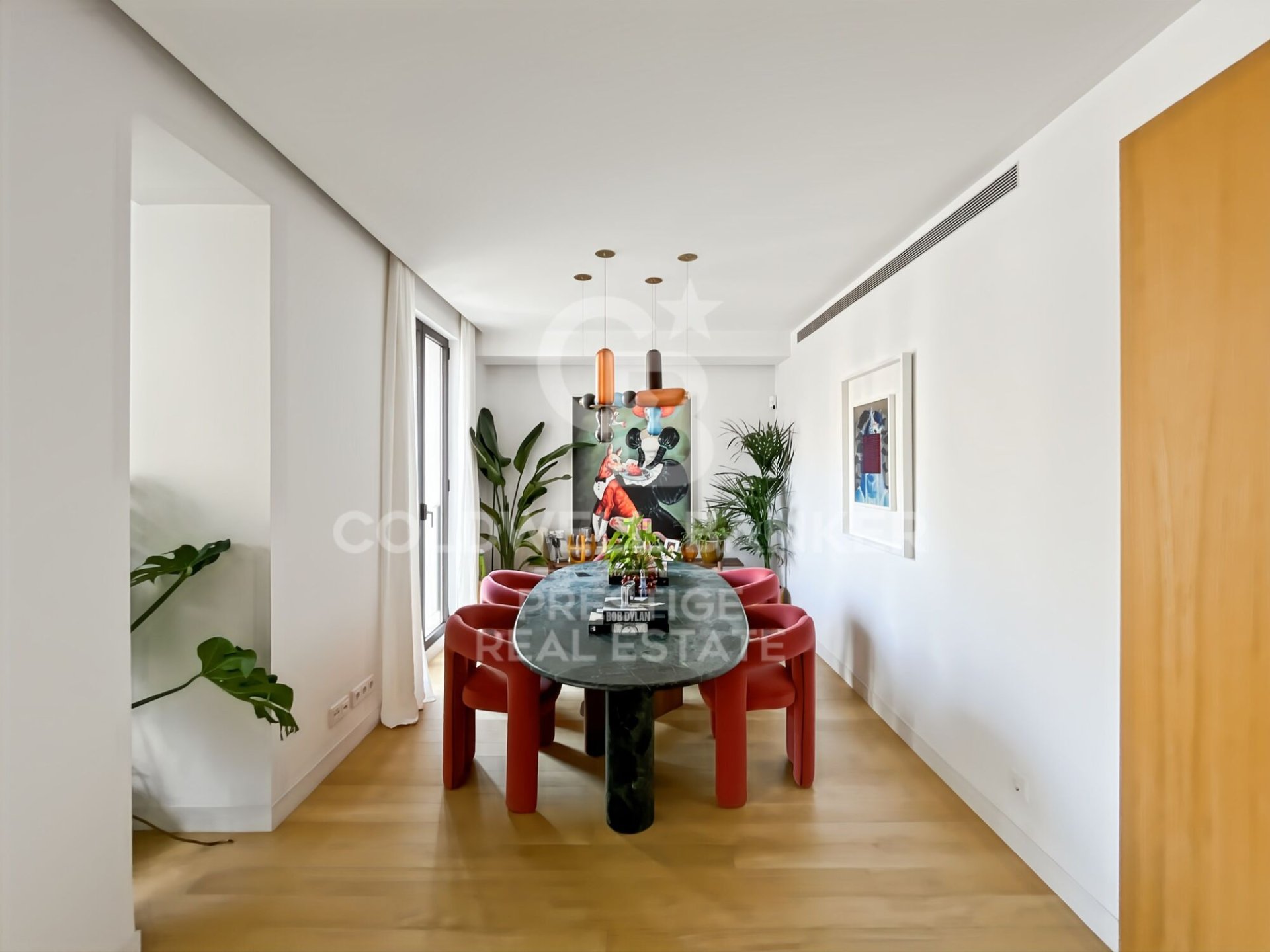 Apartamento en Barcelona, España 2 dormitorios, 130 m2 No. 157408