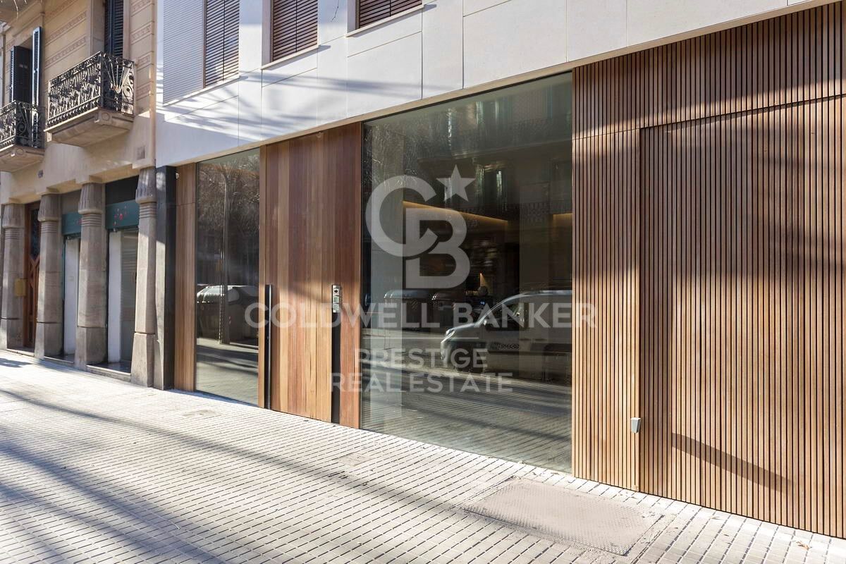 Apartamento en Barcelona, España 2 dormitorios, 130 m2 No. 157408