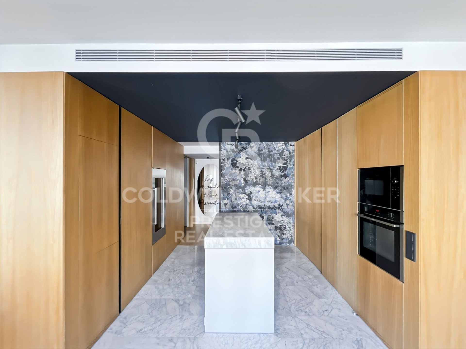 Apartamento en Barcelona, España 2 dormitorios, 130 m2 No. 157408