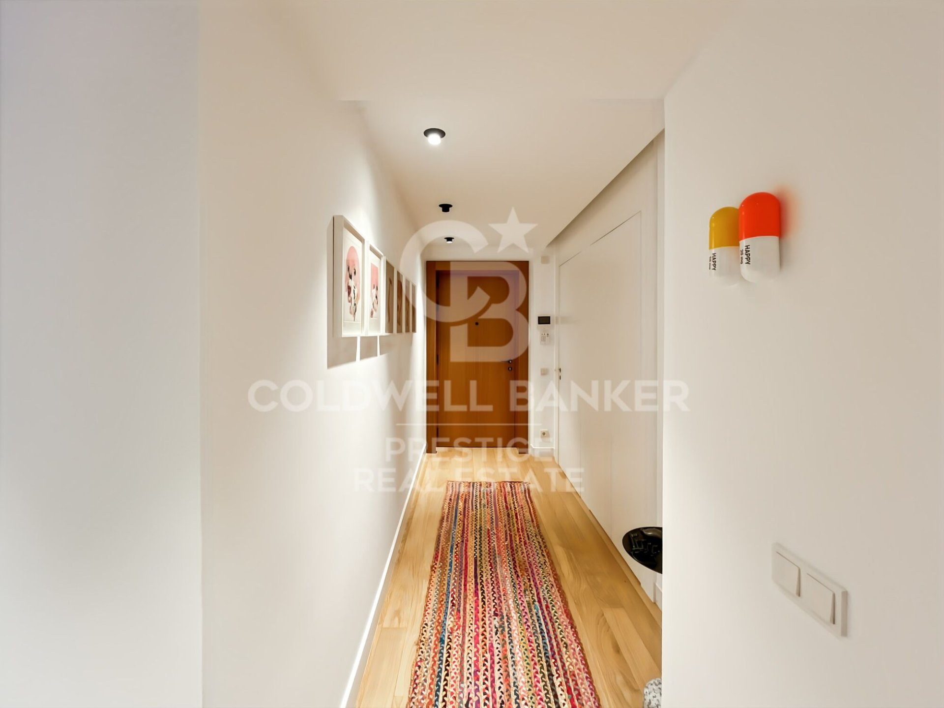 Apartamento en Barcelona, España 2 dormitorios, 130 m2 No. 157408