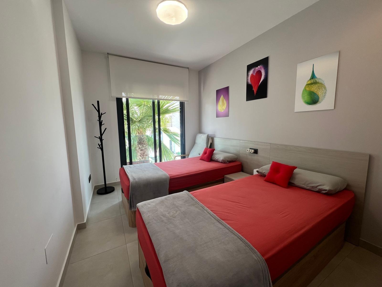 Apartamento en Guardamar del Segura, Alicante, España 3 dormitorios, 100 m2 No. 186852
