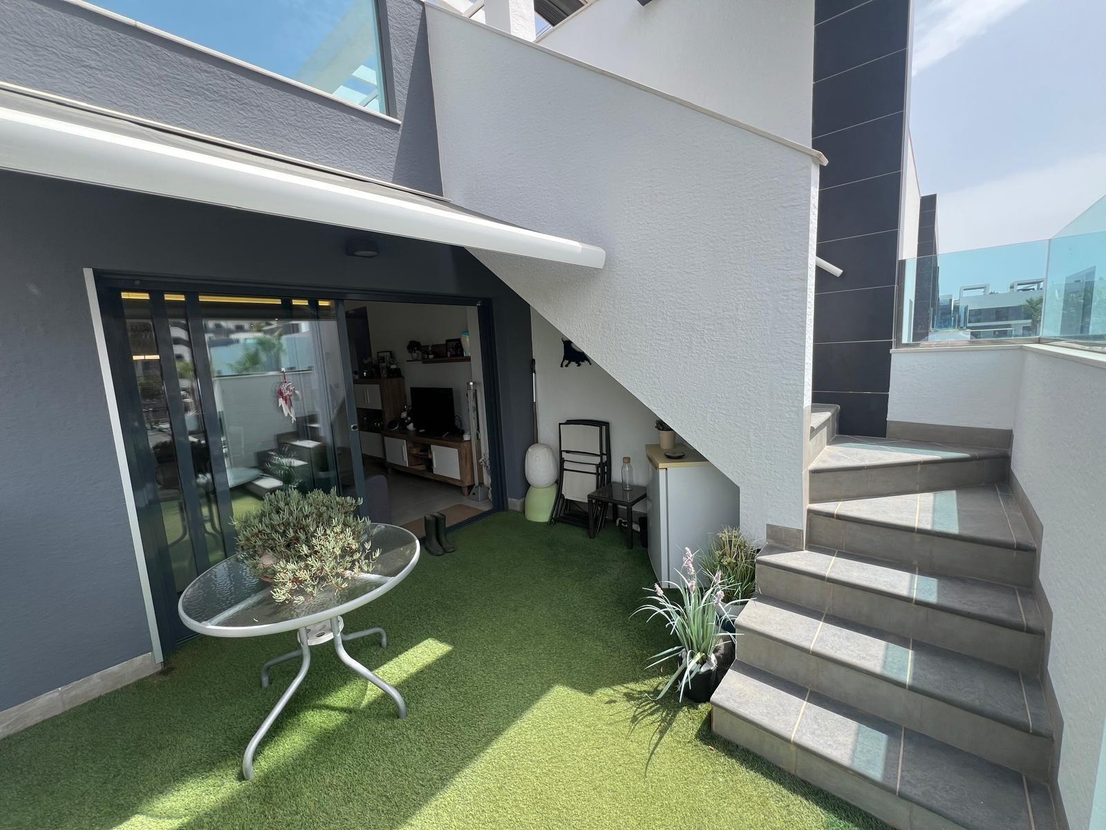 Apartamento en Guardamar del Segura, Alicante, España 3 dormitorios, 100 m2 No. 186852