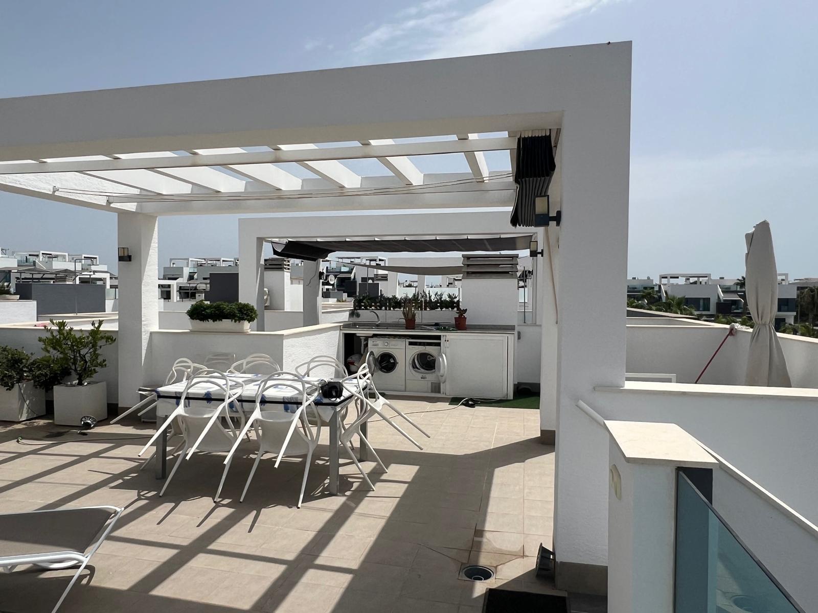 Apartamento en Guardamar del Segura, Alicante, España 3 dormitorios, 100 m2 No. 186852