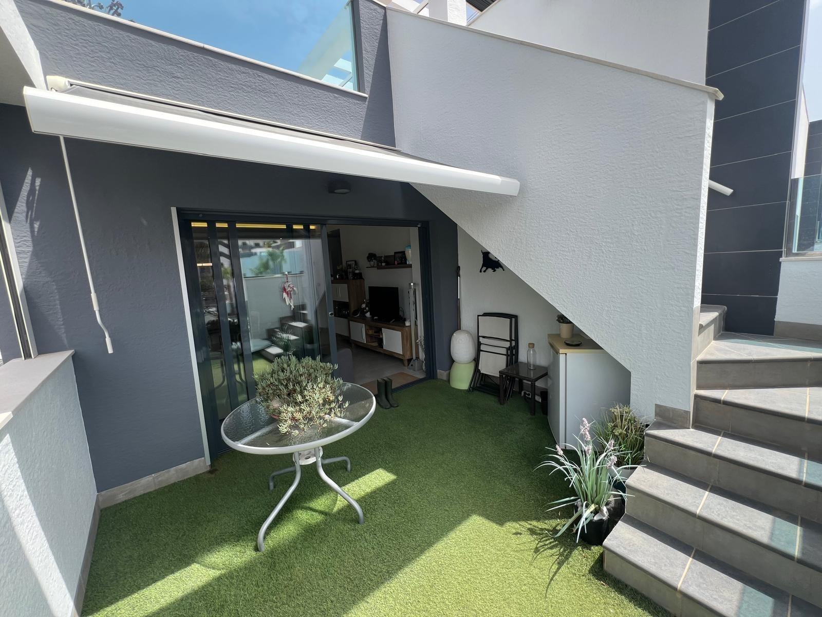 Apartamento en Guardamar del Segura, Alicante, España 3 dormitorios, 100 m2 No. 186852