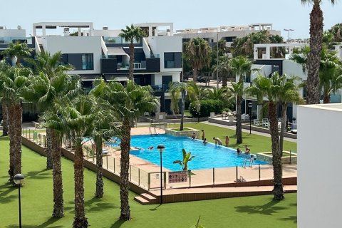 Apartamento en Guardamar del Segura, Alicante, España 3 dormitorios, 100 m2 No. 186852