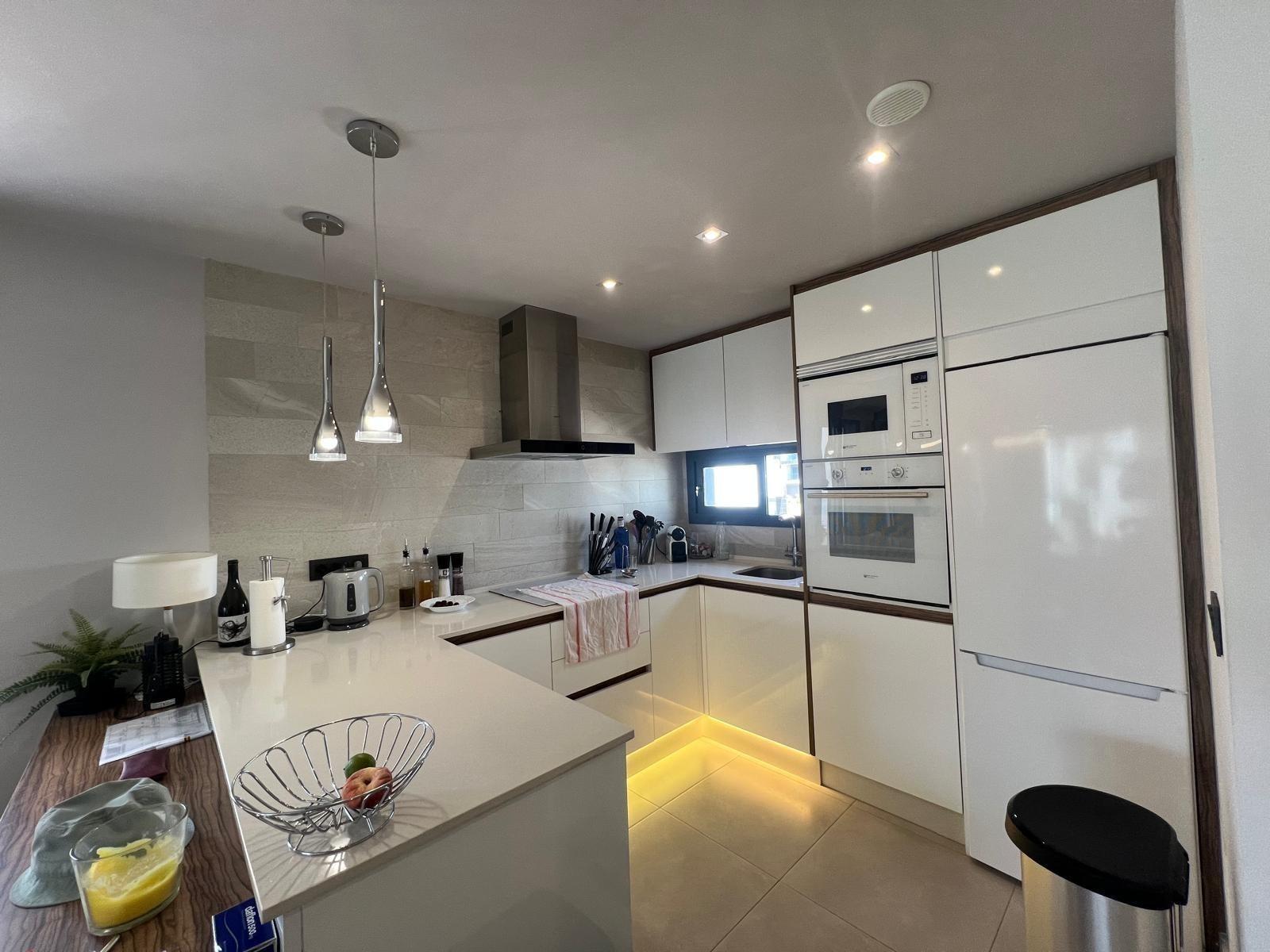 Apartamento en Guardamar del Segura, Alicante, España 3 dormitorios, 100 m2 No. 186852