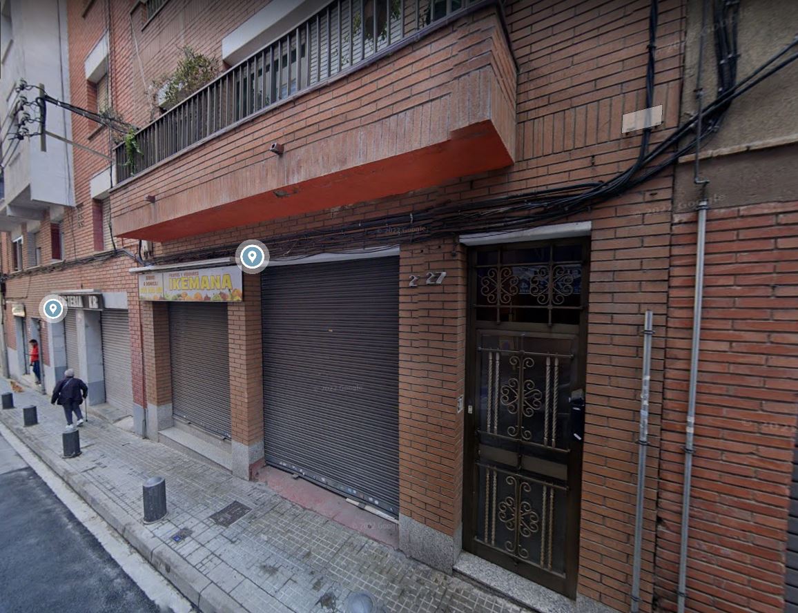 House à Rubi, Barcelona, Espagne 4 chambres, 256 m2 No. 191549