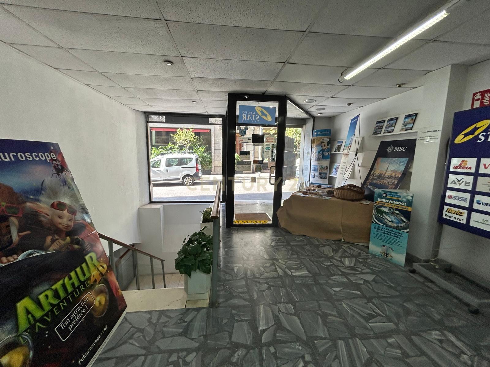 Commercial property in Barcelona, Spain 340 sq.m. No. 166915