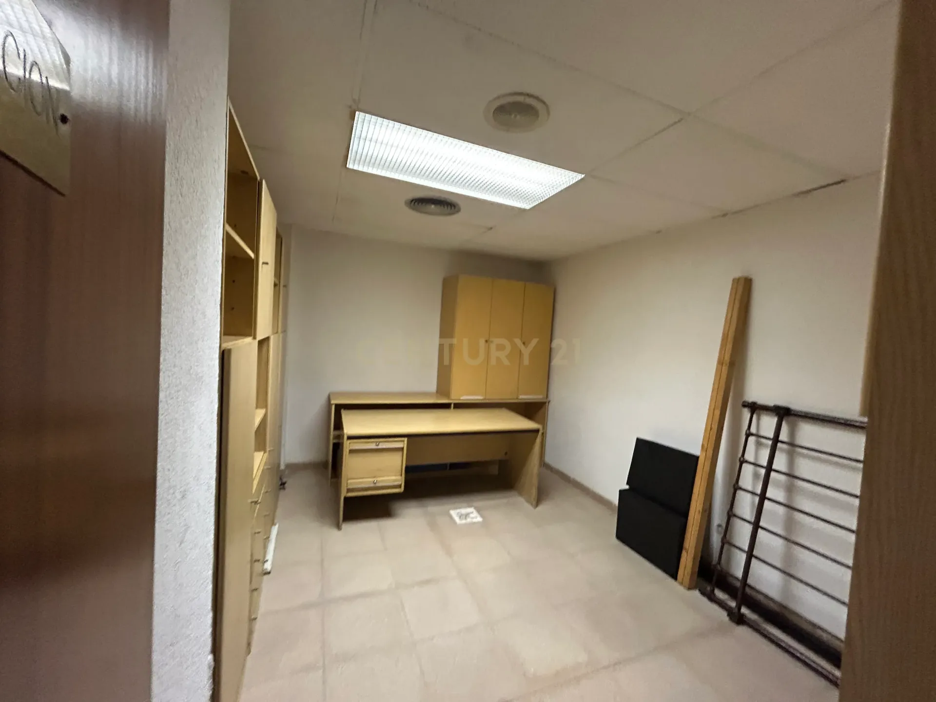 Commercial property in Barcelona, Spain 340 sq.m. No. 166915