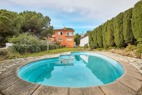 Māja Canet de Mar, Barcelona, Spānijā 11 istabas, 595 m2 Nr. 166916