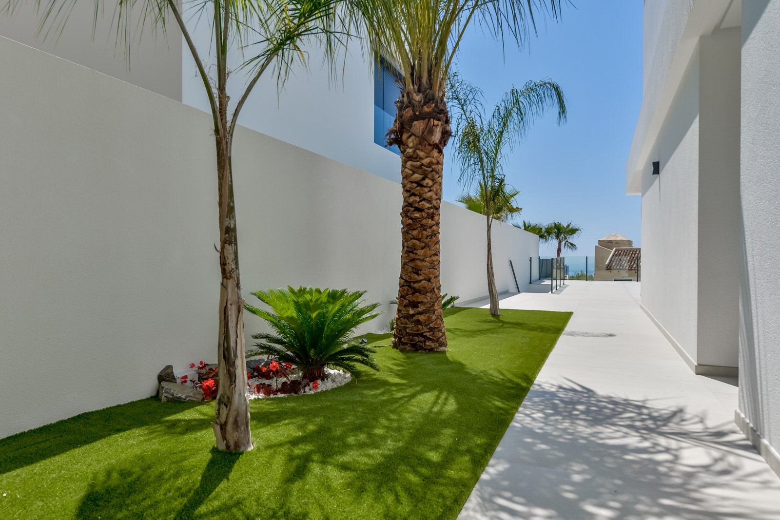 Villa a Finestrat, Alicante, Spagna 8 camere da letto, 998 mq. N° 163651