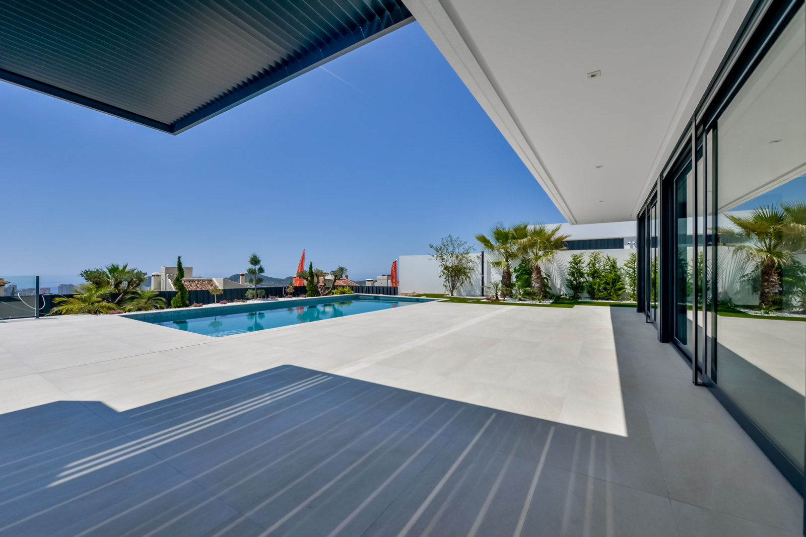 Villa a Finestrat, Alicante, Spagna 8 camere da letto, 998 mq. N° 163651