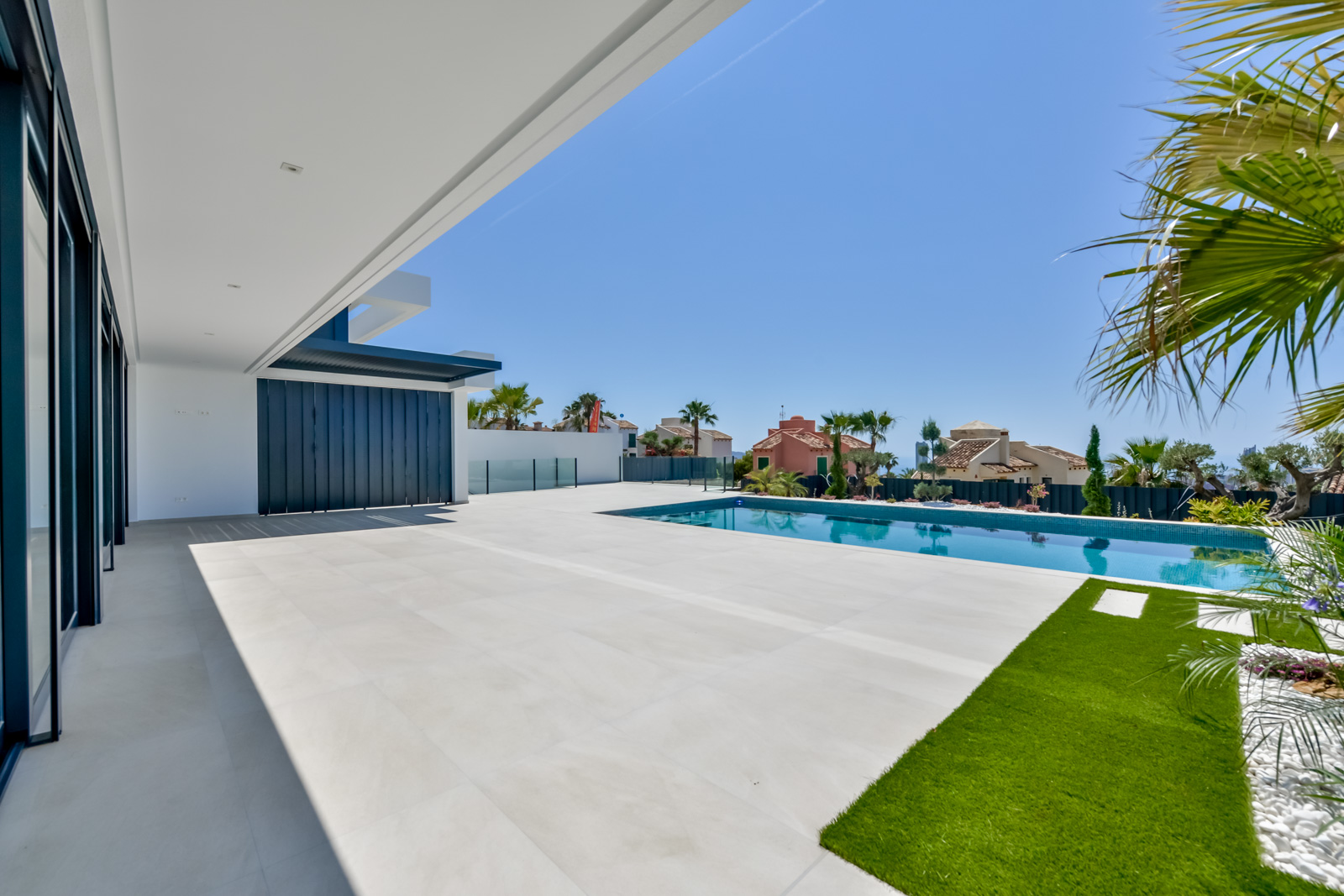 Villa a Finestrat, Alicante, Spagna 8 camere da letto, 998 mq. N° 163651