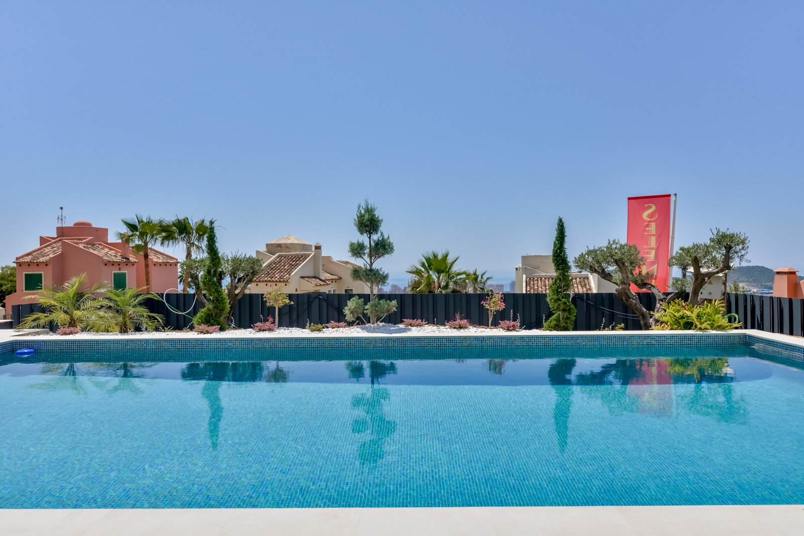 Villa a Finestrat, Alicante, Spagna 8 camere da letto, 998 mq. N° 163651