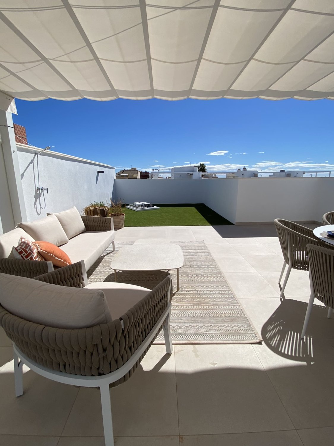 Bungalo Pilar de la Horadada, Alicante, Spānijā 2 istabas, 75 m2 Nr. 136194