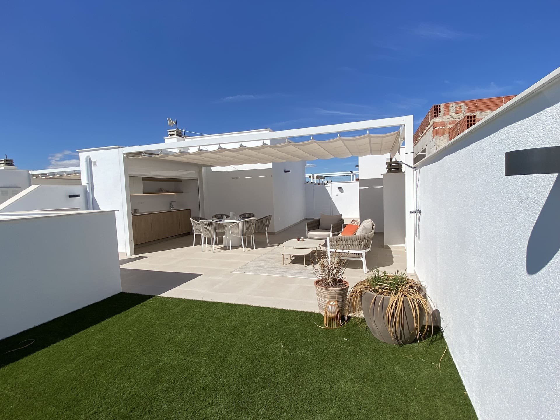 Bungalo Pilar de la Horadada, Alicante, Spānijā 2 istabas, 75 m2 Nr. 136194