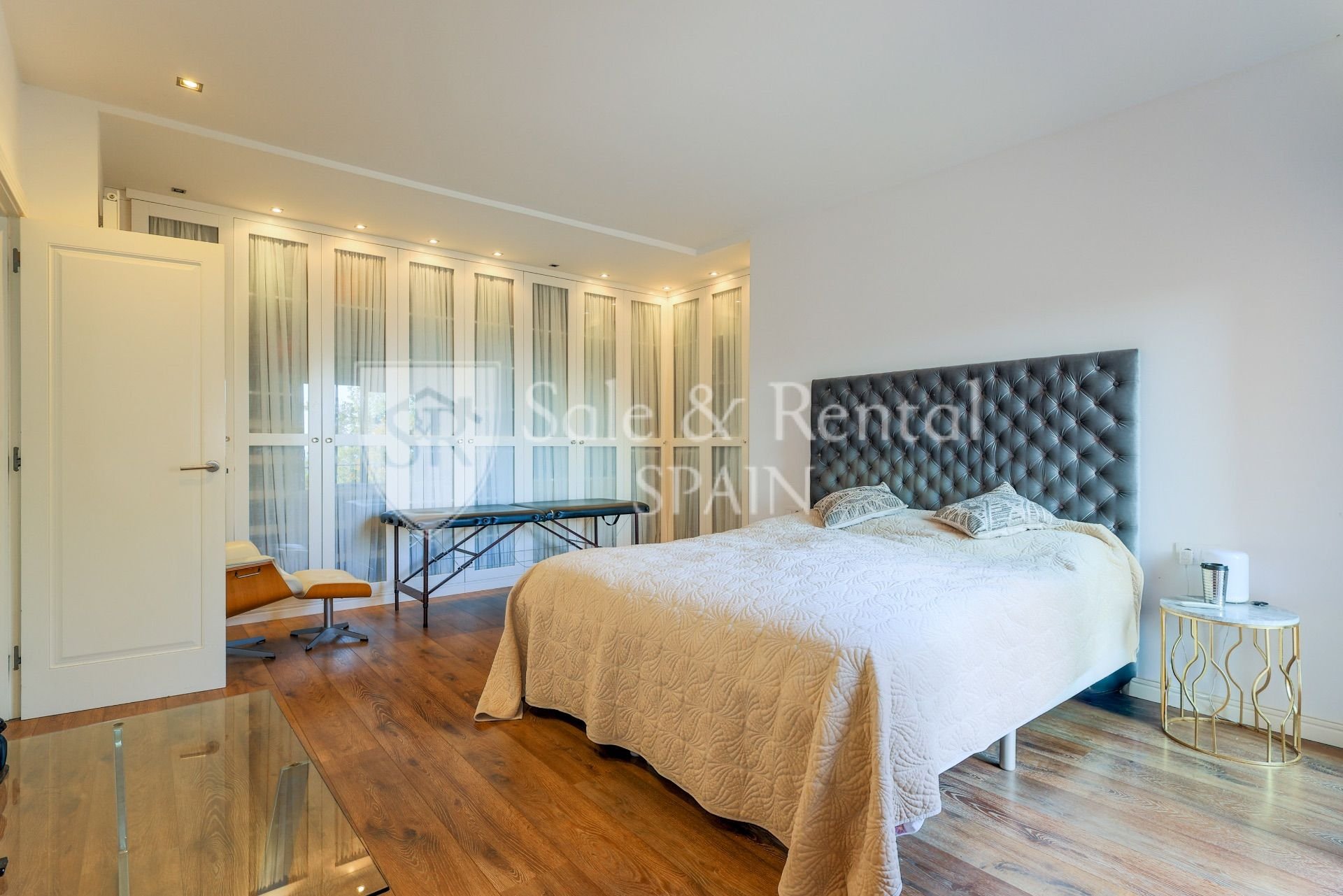 Talo Sitges, Barcelona, Espanja 3 makuuhuonetta, 223 m2 No. 166652