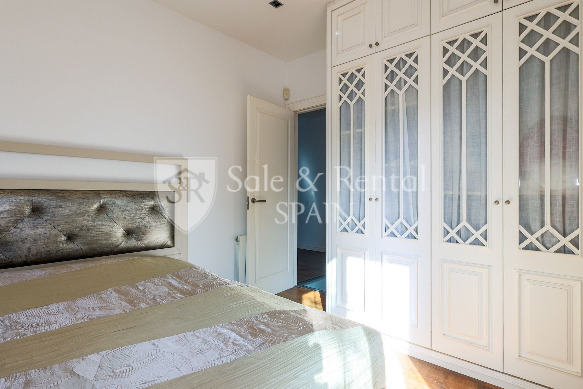 Talo Sitges, Barcelona, Espanja 3 makuuhuonetta, 223 m2 No. 166652