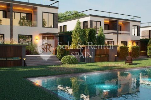Dom w Lloret de Mar, Girona, Hiszpania 3 sypialnie, 350 mkw. nr 166654