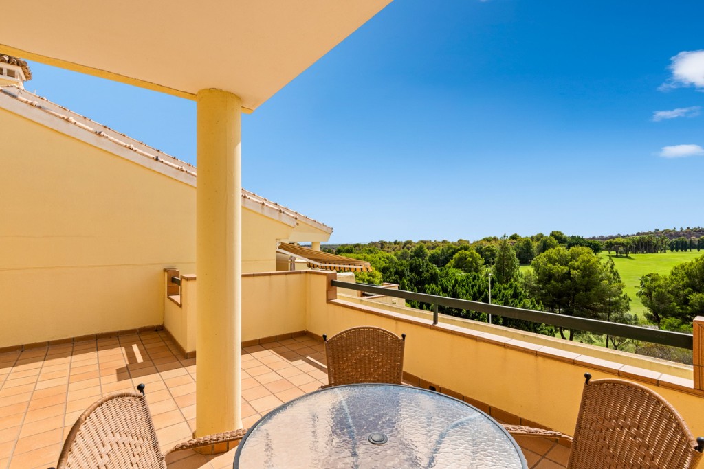 Apartamento en Campoamor, Alicante, España 2 dormitorios, 100 m2 No. 145309