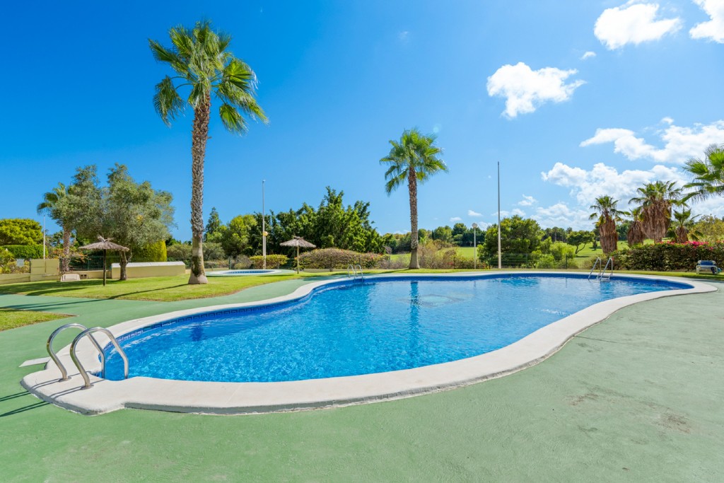 Apartamento en Campoamor, Alicante, España 2 dormitorios, 100 m2 No. 145309