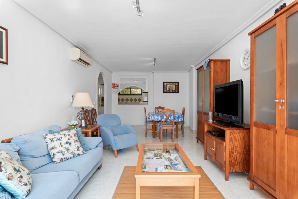Apartamento en Campoamor, Alicante, España 2 dormitorios, 100 m2 No. 145309