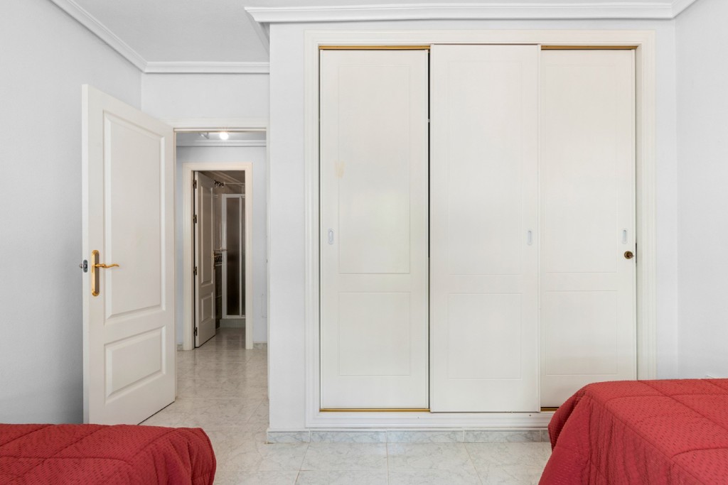 Apartamento en Campoamor, Alicante, España 2 dormitorios, 100 m2 No. 145309