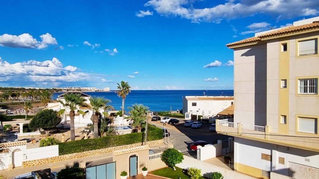 Villa i Playa Flamenca II, Alicante, Spanien 4 sovrum, 121 kvm. Nr. 145310