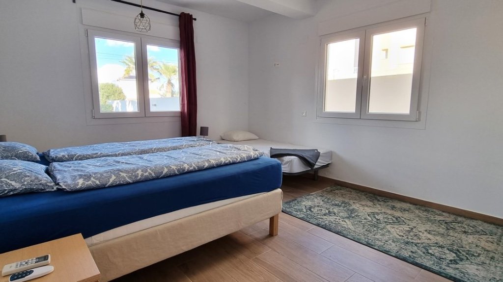 Villa i Playa Flamenca II, Alicante, Spanien 4 sovrum, 121 kvm. Nr. 145310
