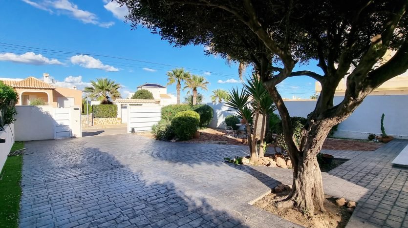 Villa i Playa Flamenca II, Alicante, Spanien 4 sovrum, 121 kvm. Nr. 145310