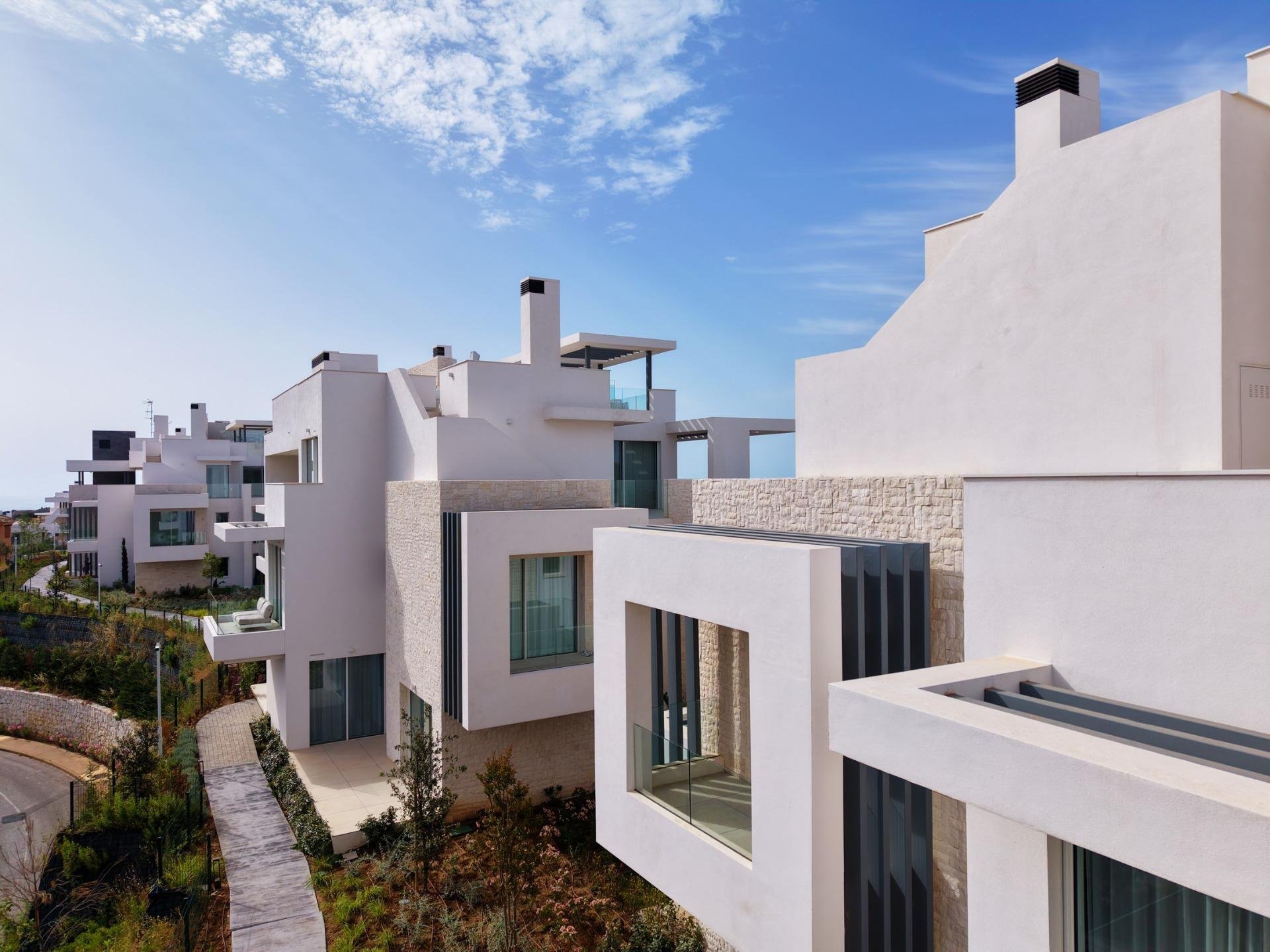 Apartment à Ojen, Malaga, Espagne 4 chambres, 288 m2 No. 181361