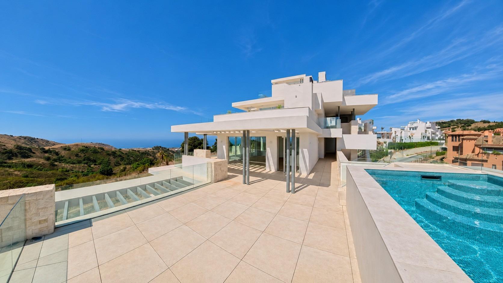 Apartment à Ojen, Malaga, Espagne 4 chambres, 288 m2 No. 181361