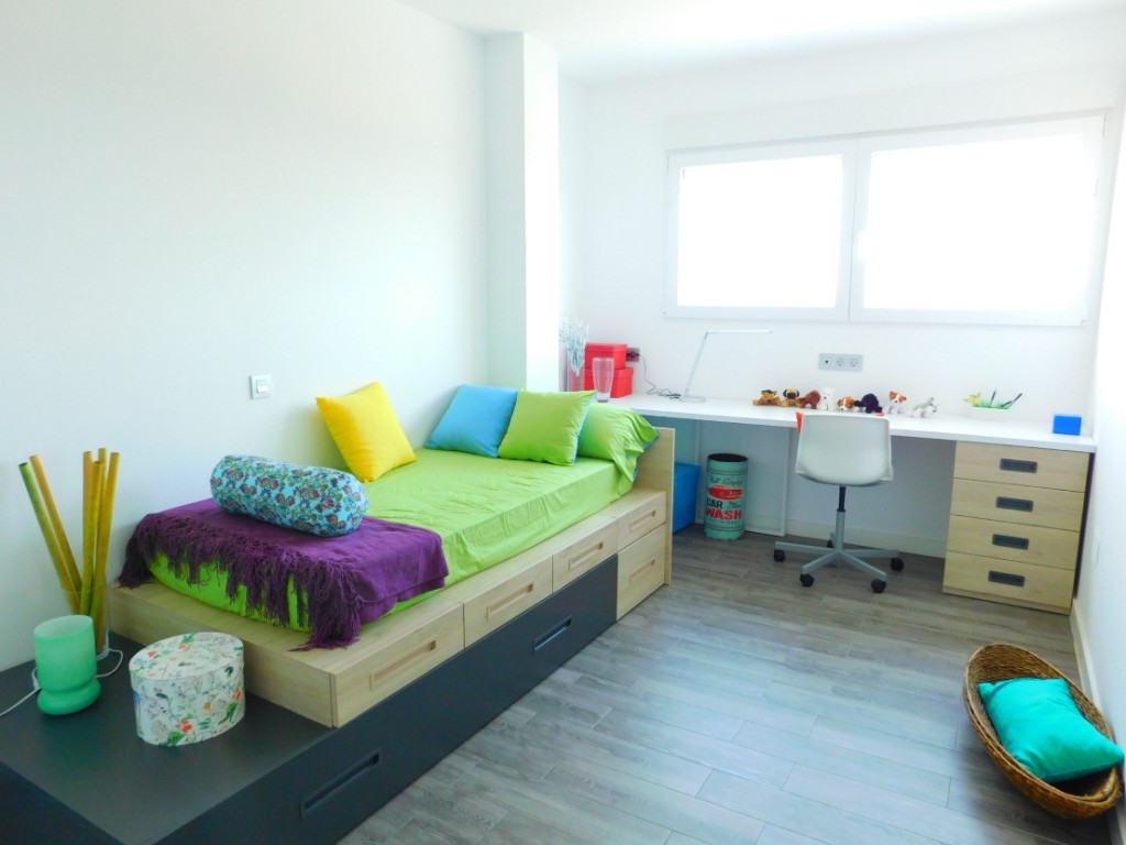 Villa in Guardamar del Segura, Alicante, Spanien 3 Schlafzimmer, 290 m2 Nr. 144781